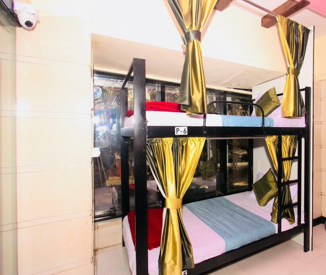 Town Hostel Mumbai - Ac Dormitory Экстерьер фото